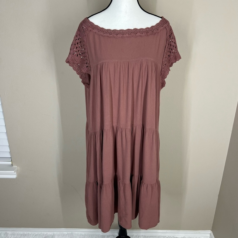 Davi & Dani Tiered Shift Dress Small Mauve Crochet Boho Flowy Summer Crinkle NWT - Picture 2 of 12